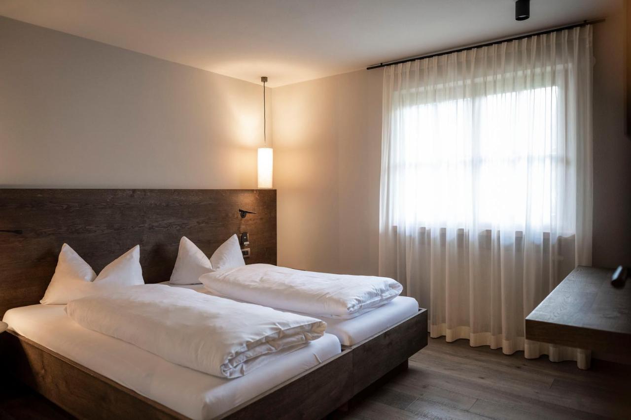 Post Alpina - Family Mountain Chalets San Candido Eksteriør billede