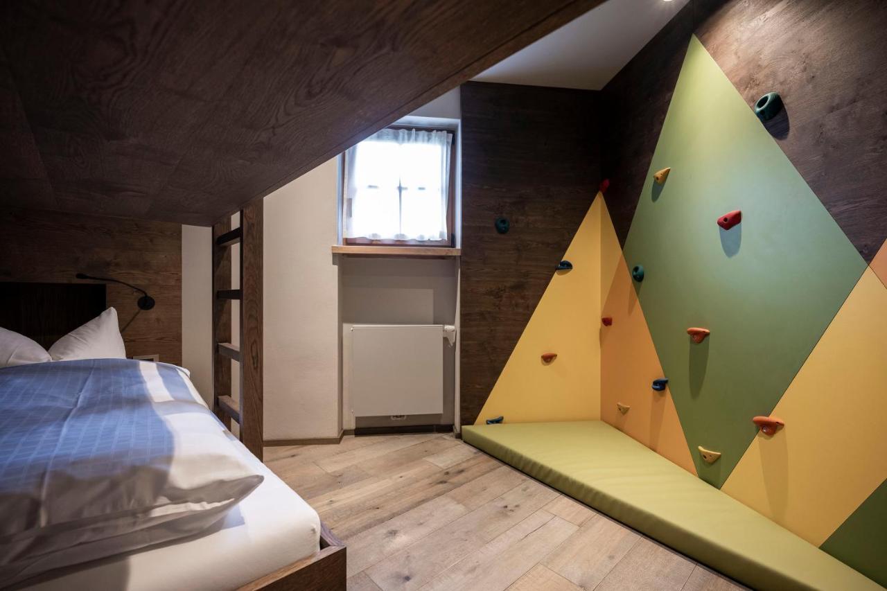Post Alpina - Family Mountain Chalets San Candido Eksteriør billede