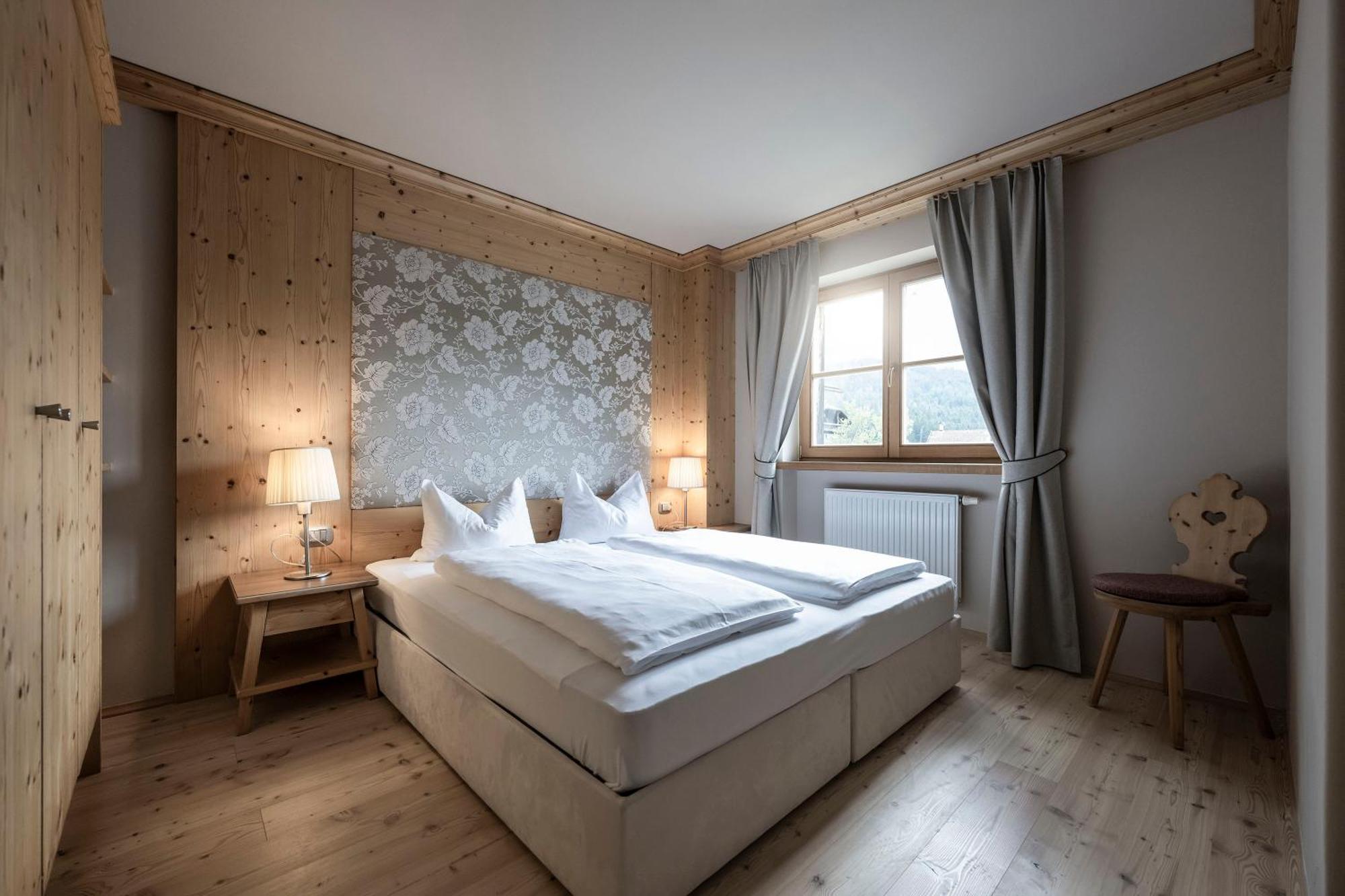 Post Alpina - Family Mountain Chalets San Candido Eksteriør billede
