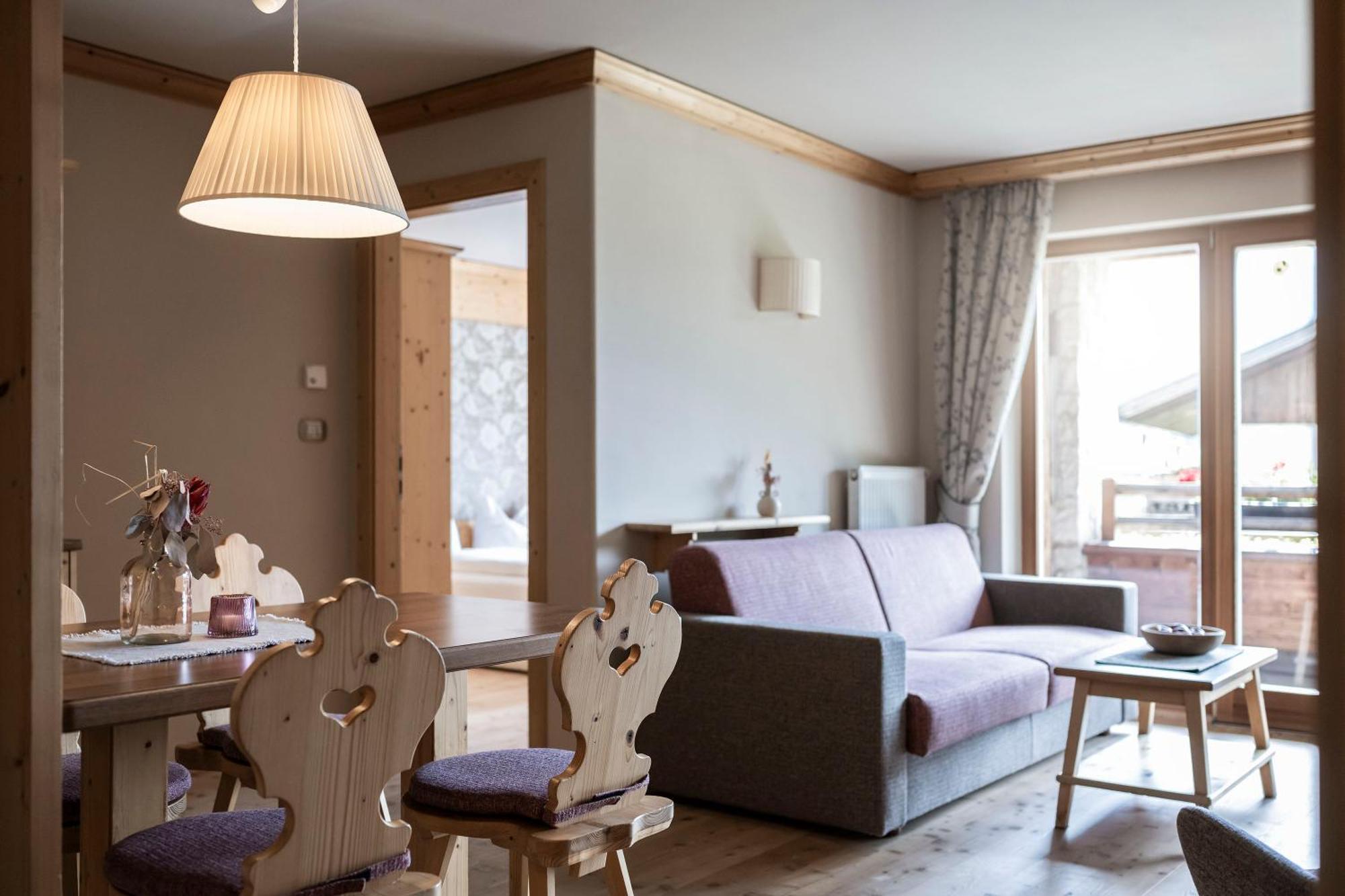 Post Alpina - Family Mountain Chalets San Candido Eksteriør billede