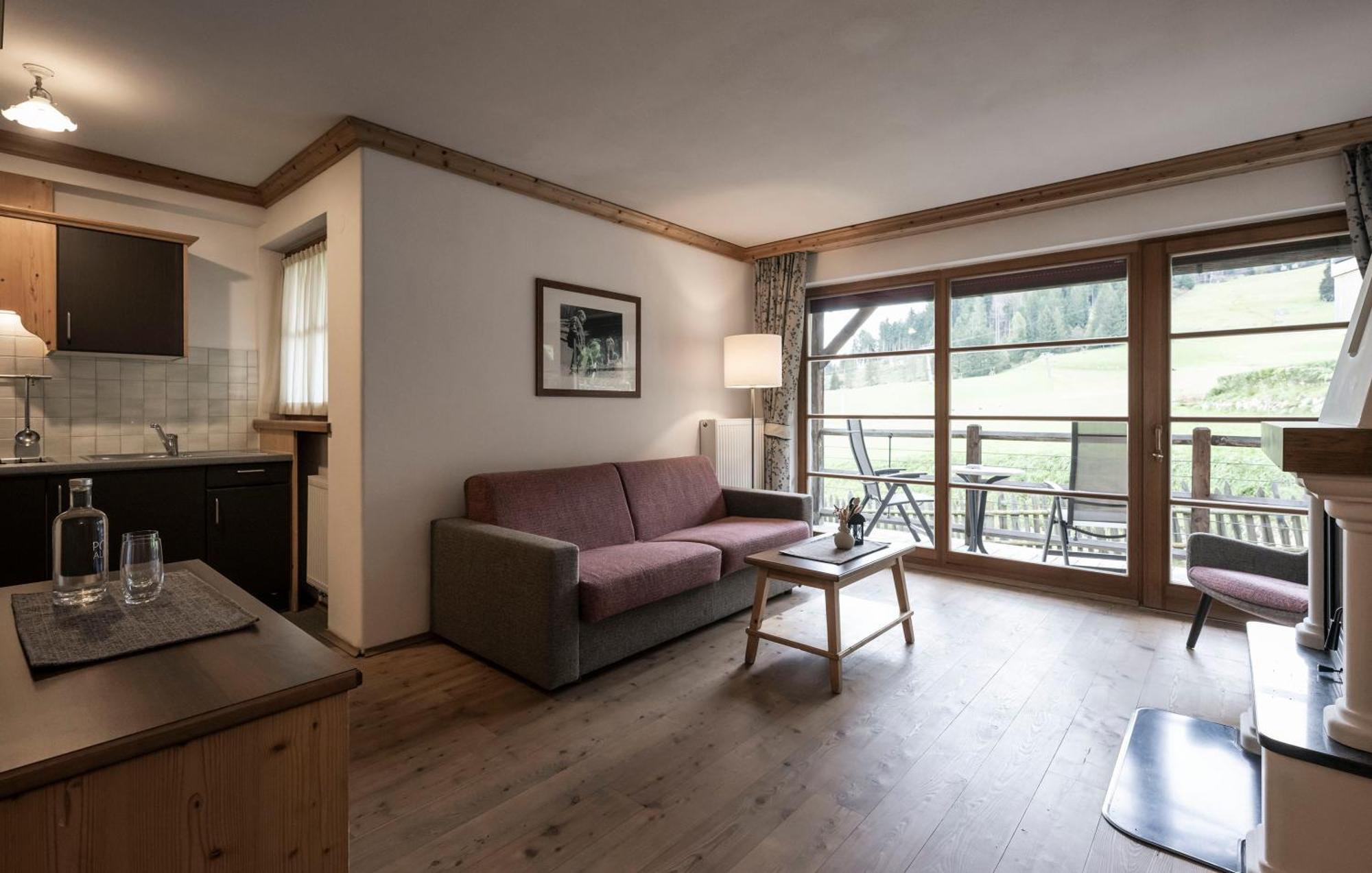 Post Alpina - Family Mountain Chalets San Candido Eksteriør billede