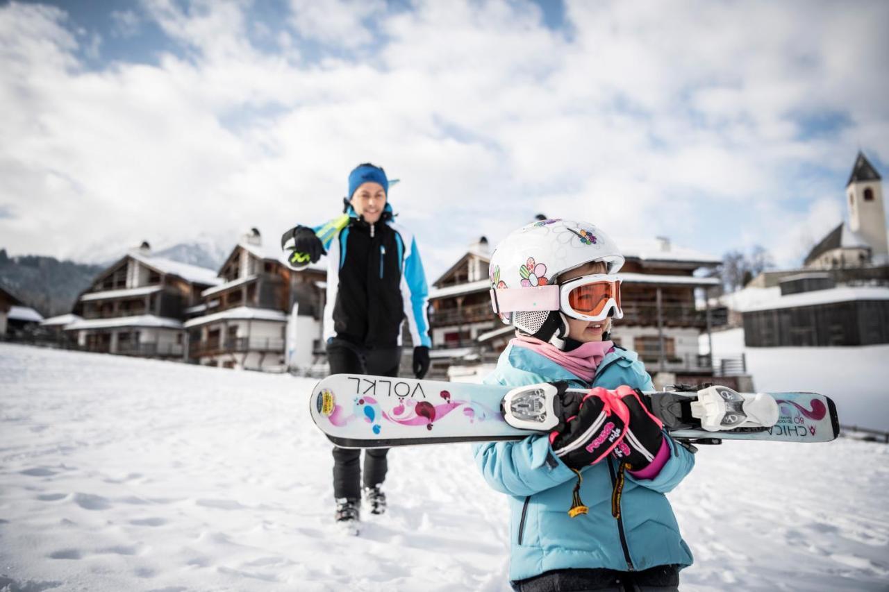 Post Alpina - Family Mountain Chalets San Candido Eksteriør billede